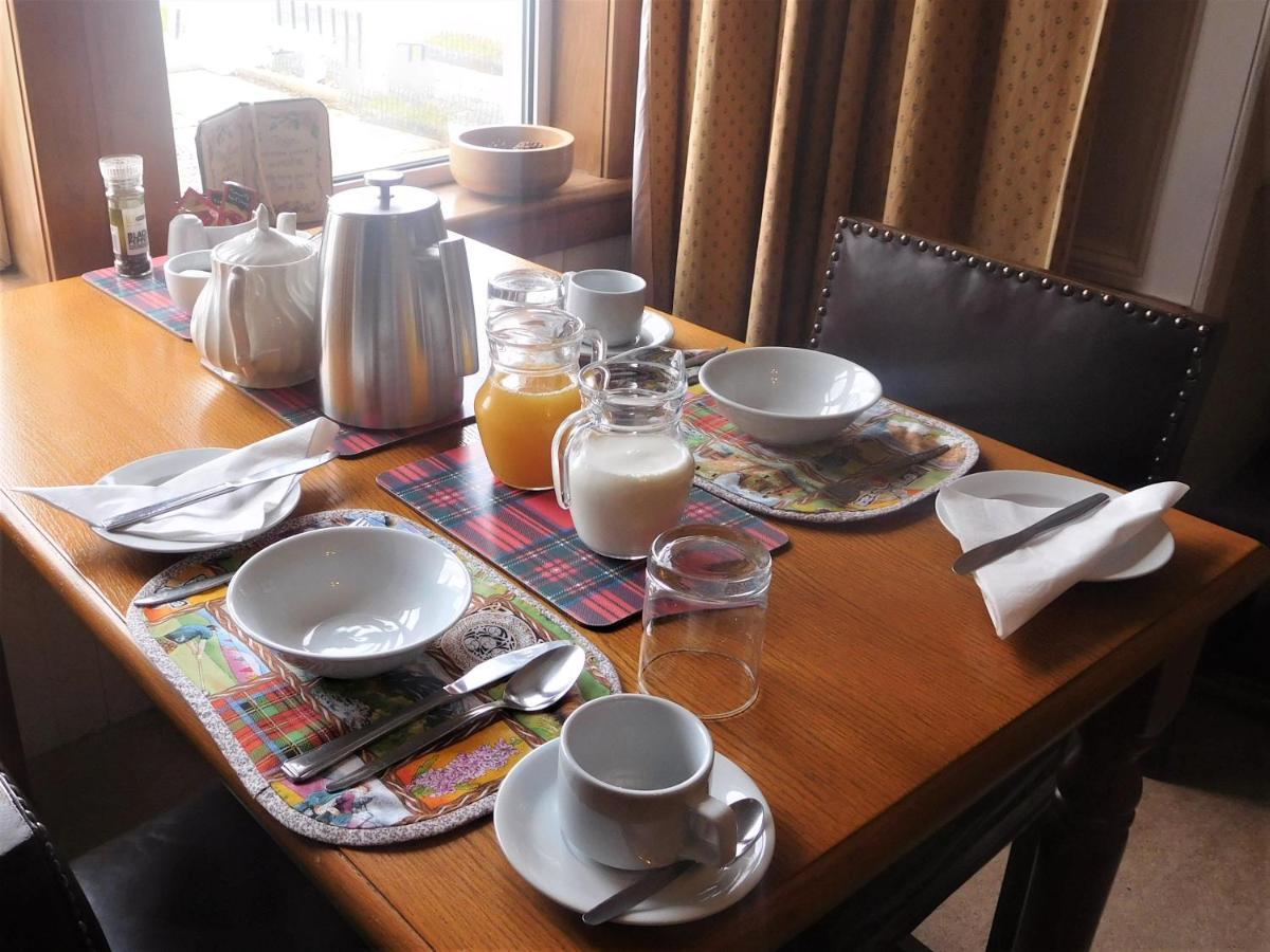 Oaklands Bed And Breakfast Fort Augustus Exterior foto